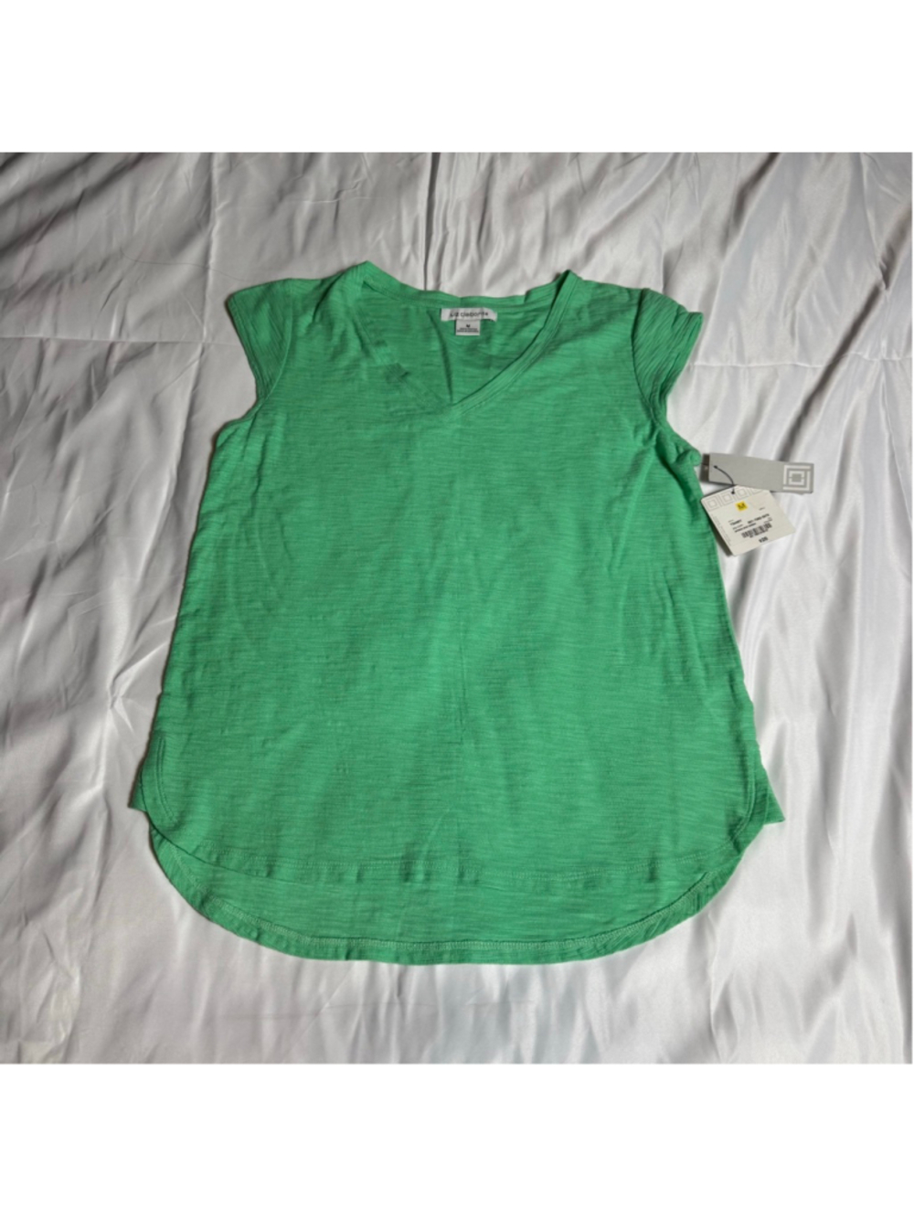 Women's Liz Claiborne Green Short Sleeve V-Neck T-Shirt Size M